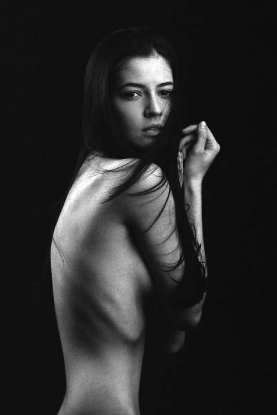 Photograph Martin Krystynek Sensual Beauty on One Eyeland